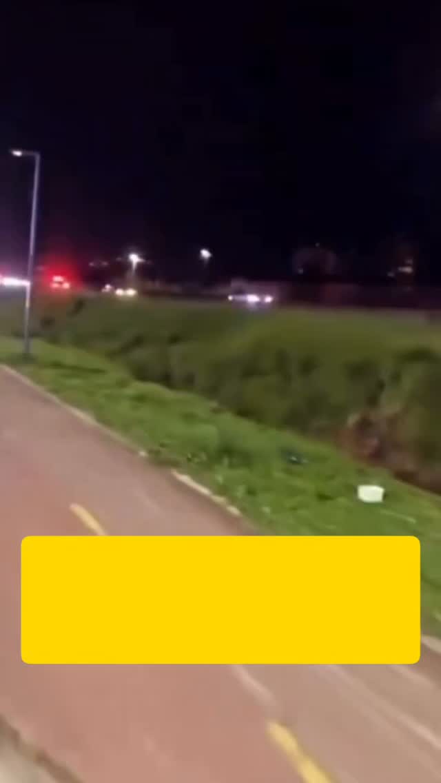 Imagem de divulgação do Portal do Zé Barbosa sobre Carreta tomba em Miracatu após perseguição que começou em Praia Grande