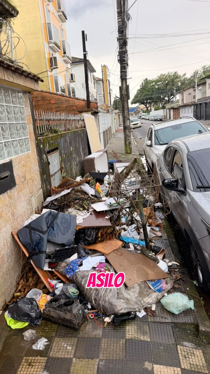 Imagem publicada pelo Portal do Zé Barbosa: Após cobrança, Portal registra limpeza na Rua Maria do Carmo, no Jardim Casqueiro